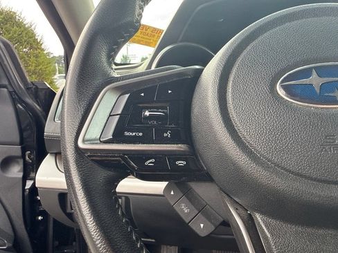 Used 2018 Subaru Outback 2.5i Limited AWD/4WD image 9