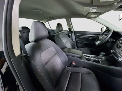 Used 2022 Nissan Altima 2.5 SV FWD image 25