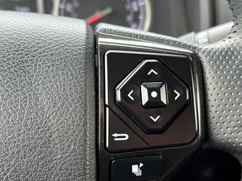 Used 2024 Toyota 4Runner TRD Off-Road Premium w/ TRD Black Wheel Package (TMS) AWD/4WD image 32