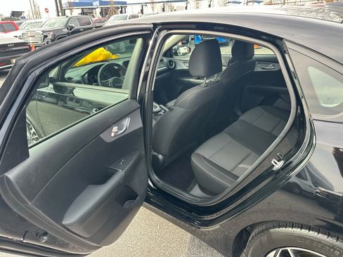 Used 2024 Kia Forte LXS image 15