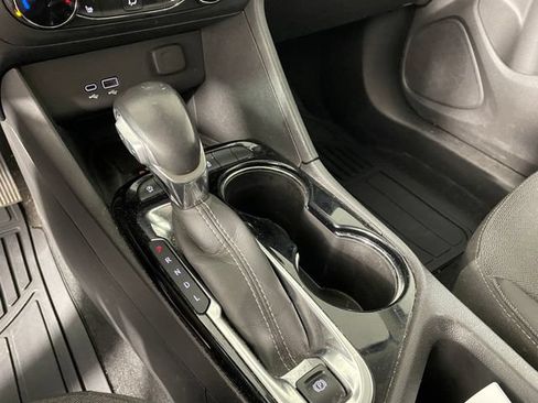 Used 2024 Buick Encore GX Preferred w/ Comfort Package AWD/4WD image 9