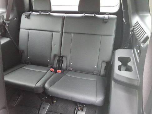 Used 2026 Hyundai Santa Fe SEL AWD/4WD image 32