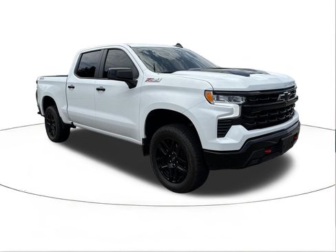 Used 2025 Chevrolet Silverado 1500 LT Trail Boss w/ Protection Package AWD/4WD image 1
