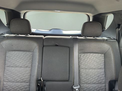 Used 2019 Chevrolet Equinox LT w/ Driver Convenience Package FWD image 16