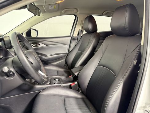 Used 2019 MAZDA CX-3 Touring FWD image 4