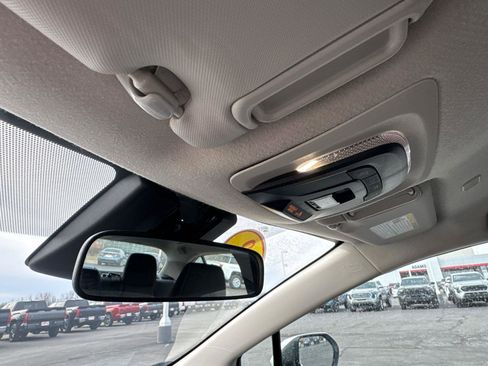 Used 2023 Toyota Corolla LE image 28