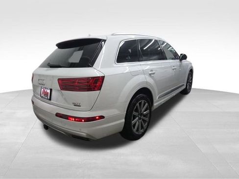 Used 2018 Audi Q7 3.0T Prestige image 4