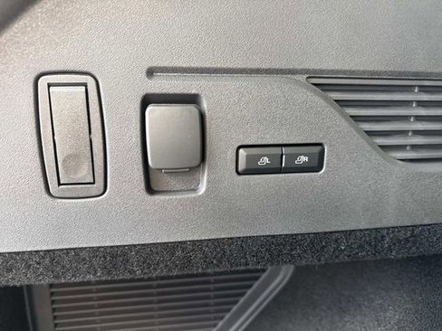 New 2026 Lincoln Nautilus Premier w/ Equipment Group 102A image 12