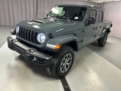 New 2026 Jeep Gladiator Sport