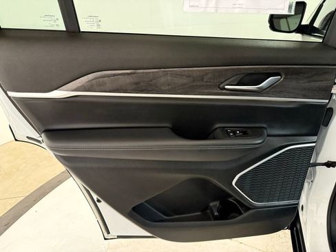 Certified 2021 Jeep Grand Cherokee L Limited image 13