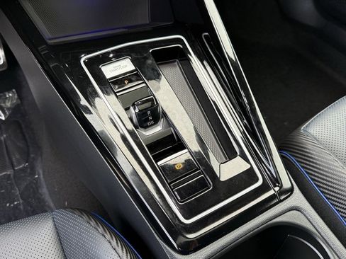 New 2026 Volkswagen Golf 2.0T image 17