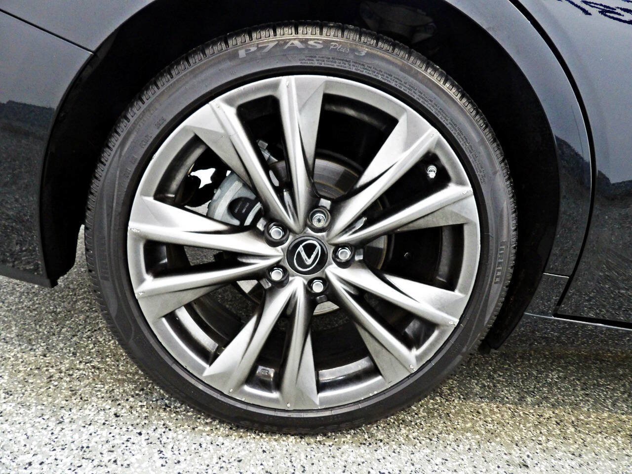 Used 2020 Lexus ES 350 F Sport w/ Accessory Package 2 FWD image 21