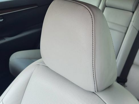 Used 2014 Lexus ES 350 w/ Luxury Package FWD image 26