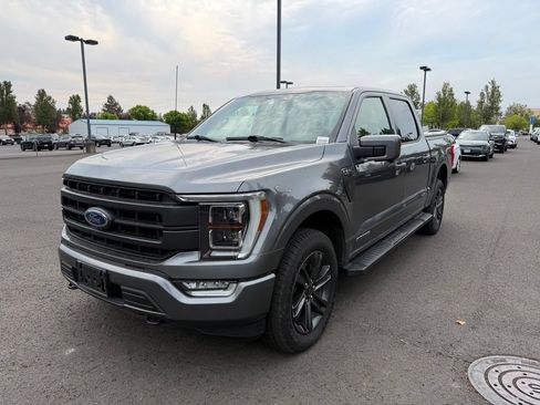 Used 2021 Ford F150 Lariat w/ Equipment Group 502A High AWD/4WD image 3