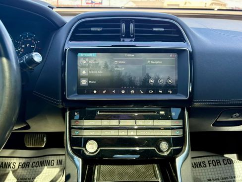 Used 2018 Jaguar XE S image 17