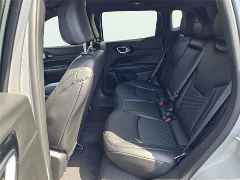 New 2026 Jeep Compass Latitude AWD/4WD image 30