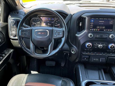 Used 2019 GMC Sierra 1500 AT4 w/ AT4 Premium Package AWD/4WD image 5