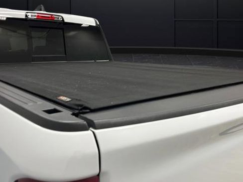 Used 2022 RAM 1500 Big Horn AWD/4WD image 39