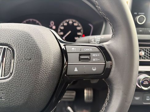 Used 2025 Honda Civic Sport image 26