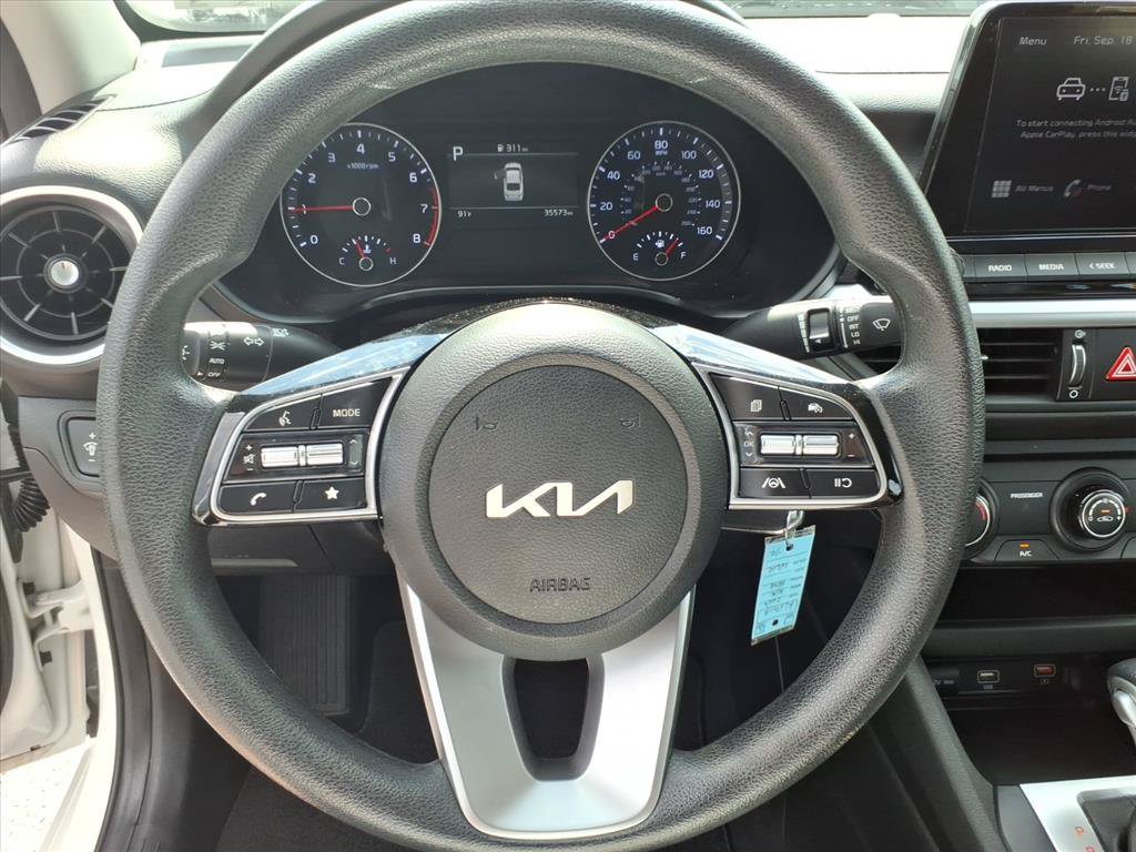 Used 2024 Kia Forte LXS w/ LXS Technology Package FWD image 19