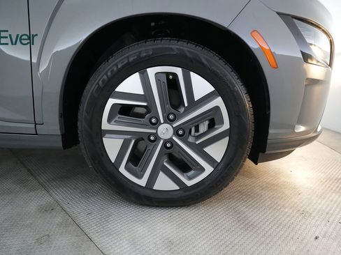 Used 2023 Hyundai Kona SE FWD image 20