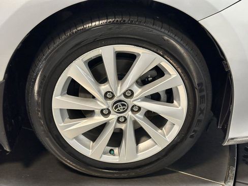 Used 2022 Toyota Camry LE image 16