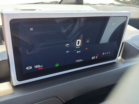 Used 2024 Chevrolet Brightdrop 400 w/ Commercial Equipment Package AWD/4WD image 21