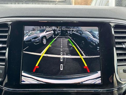 Certified 2019 Jeep Grand Cherokee Altitude image 23