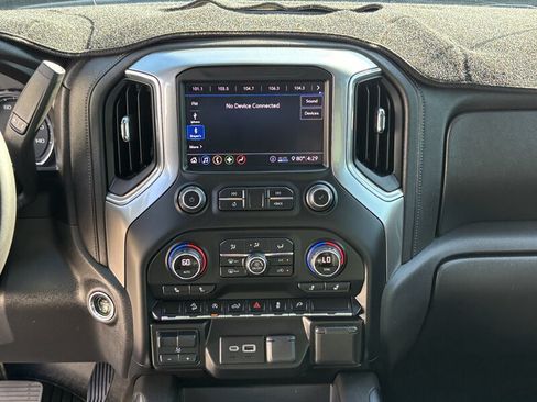 Used 2020 Chevrolet Silverado 1500 LT Trail Boss AWD/4WD image 28