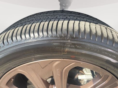 Used 2025 Subaru Ascent Bronze Edition image 31