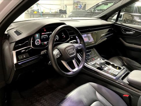 Used 2021 Audi Q7 3.0T Premium Plus w/ Premium Plus Package AWD/4WD image 18