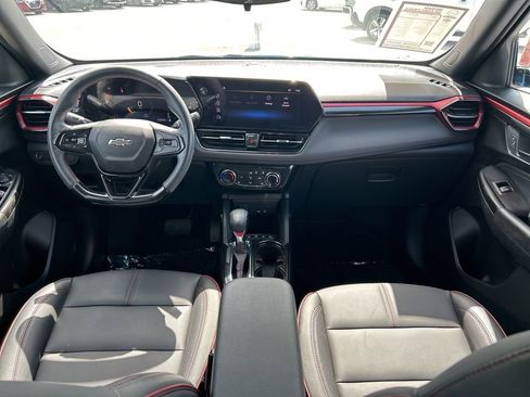 Used 2024 Chevrolet TrailBlazer RS w/ Driver Confidence Package FWD image 11