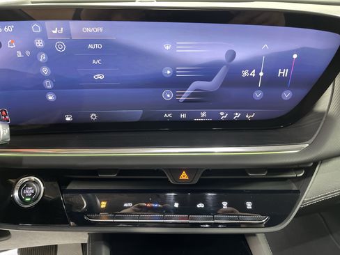 Used 2025 Buick Envision Preferred image 24