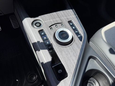 Used 2023 Kia Niro Wave w/ Wave Preserve Package image 31