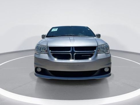 Used 2019 Dodge Grand Caravan SXT FWD image 10
