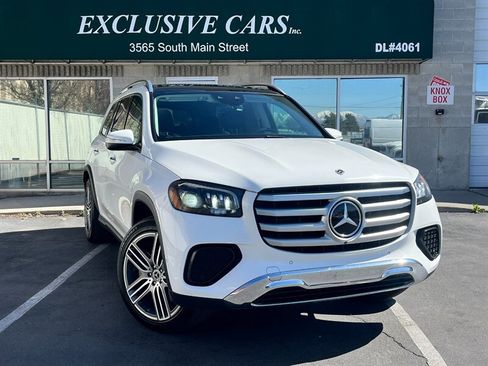 Used 2024 Mercedes-Benz GLS 450 4MATIC image 1