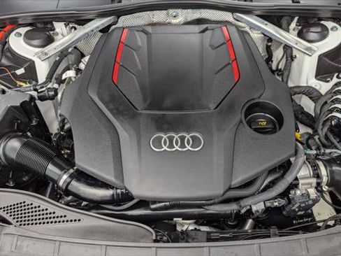 Used 2022 Audi S4 Premium Plus w/ Premium Plus Package AWD/4WD image 29