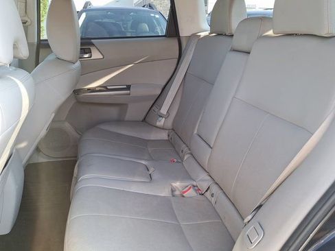 Used 2012 Subaru Forester 2.5X Limited AWD/4WD image 12