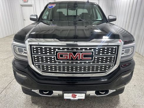 Used 2018 GMC Sierra 1500 Denali w/ Denali Ultimate Package image 4