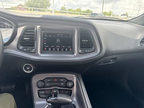 Used 2023 Dodge Challenger SXT RWD image 11