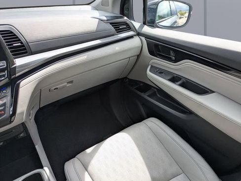 Certified 2024 Honda Odyssey Elite image 20