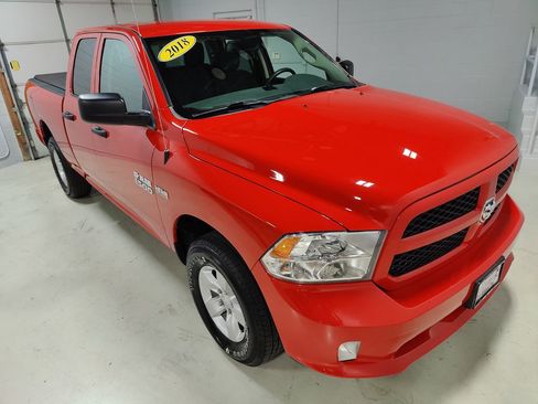 Used 2018 RAM 1500 Express image 2