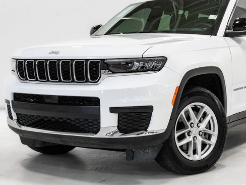 Certified 2025 Jeep Grand Cherokee L Laredo AWD/4WD image 2