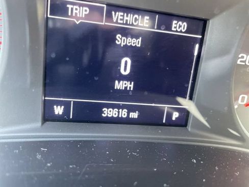 Used 2024 Chevrolet Malibu LT FWD image 12