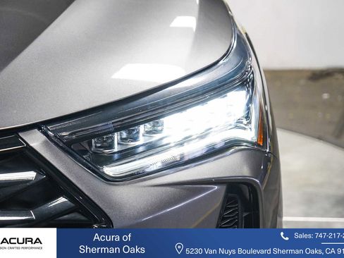 New 2026 Acura RDX SH-AWD image 8