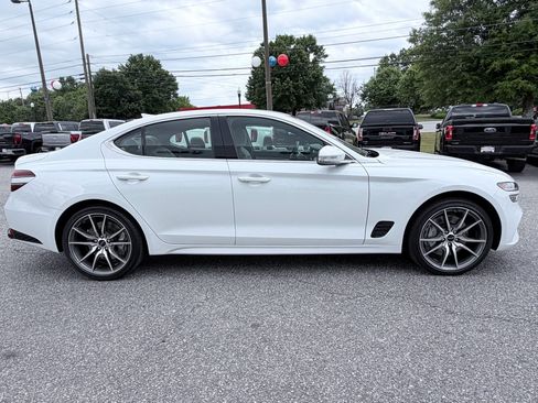 Used 2025 Genesis G70 2.5T AWD/4WD image 4