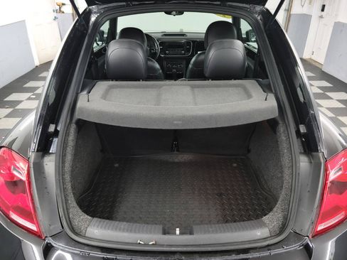 Used 2012 Volkswagen Beetle 2.0T FWD image 21