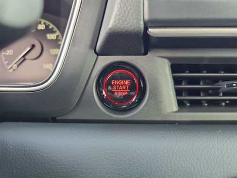 Certified 2025 Honda Pilot EX-L image 26