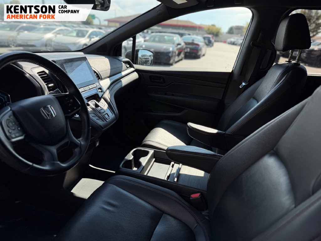 Used 2023 Honda Odyssey Sport image 32