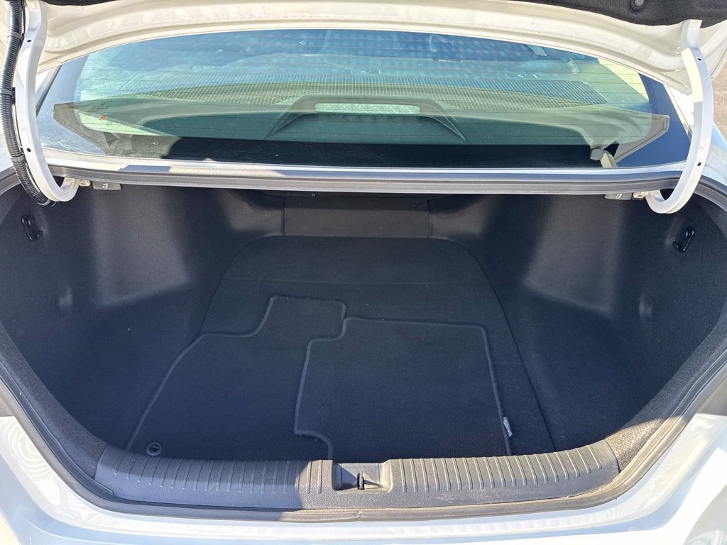 Used 2025 Honda Accord SE image 30